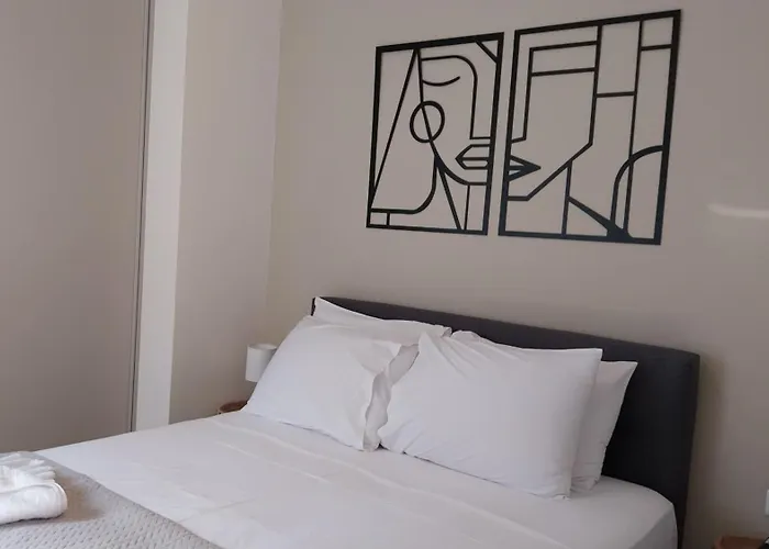 Uni Island - City Heart Suites