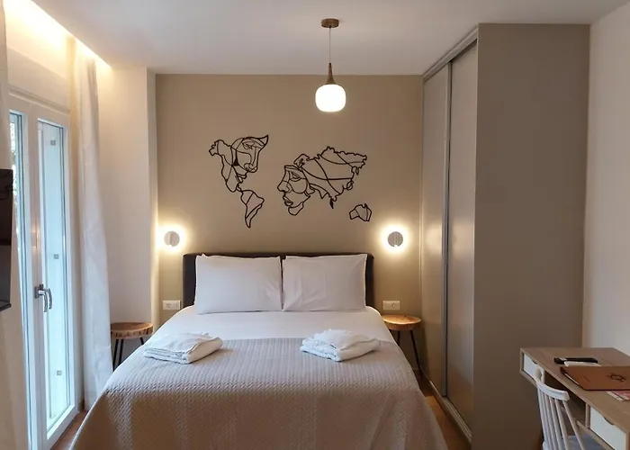 Uni Island - City Heart Suites